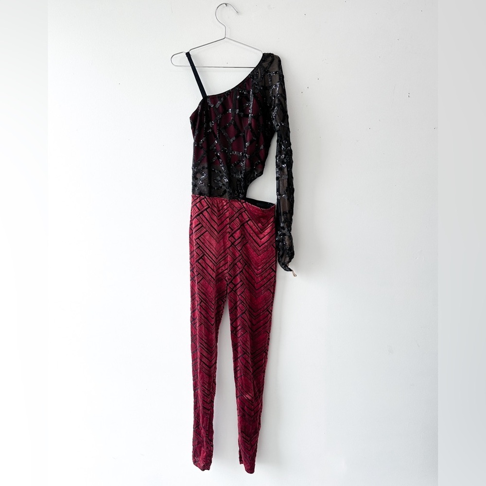 Figure Skating/Dance Unitard One Sleeve Spandex Velvet- Red/Black - Cut Out Side